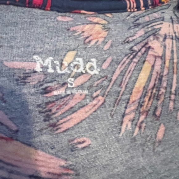 Mudd Womens Size Small Short Sleeve Tee - Picture 3 of 3